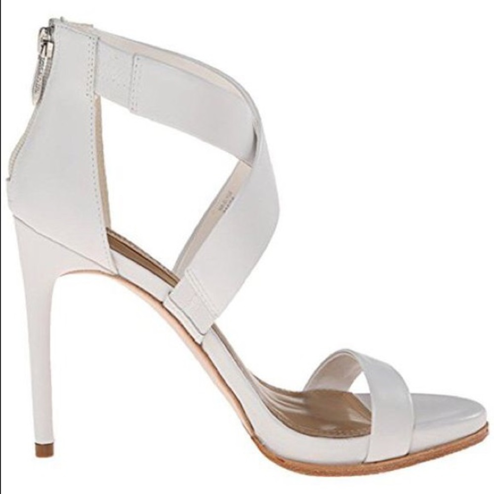 BCBGMAXAZRIA Elyse Criss Cross Heels - Size 9 - Picture 7 of 8